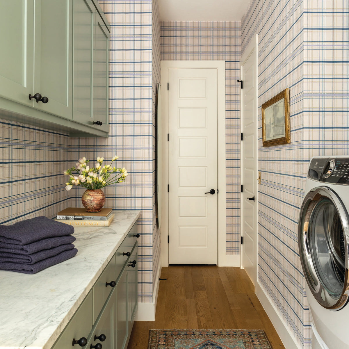 Image of Vintage Plaid in Bluebonnet Wallpaper