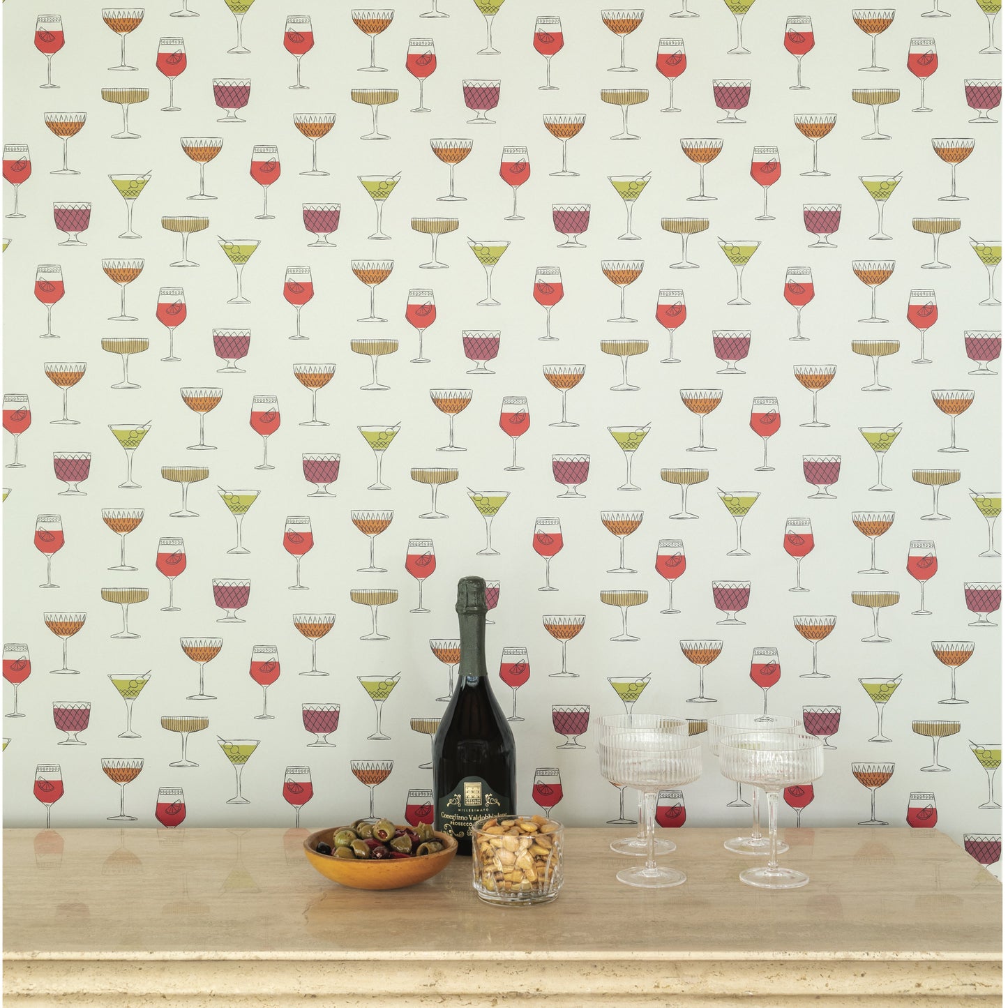 Image of Cocktails in Daytime Wallpaper