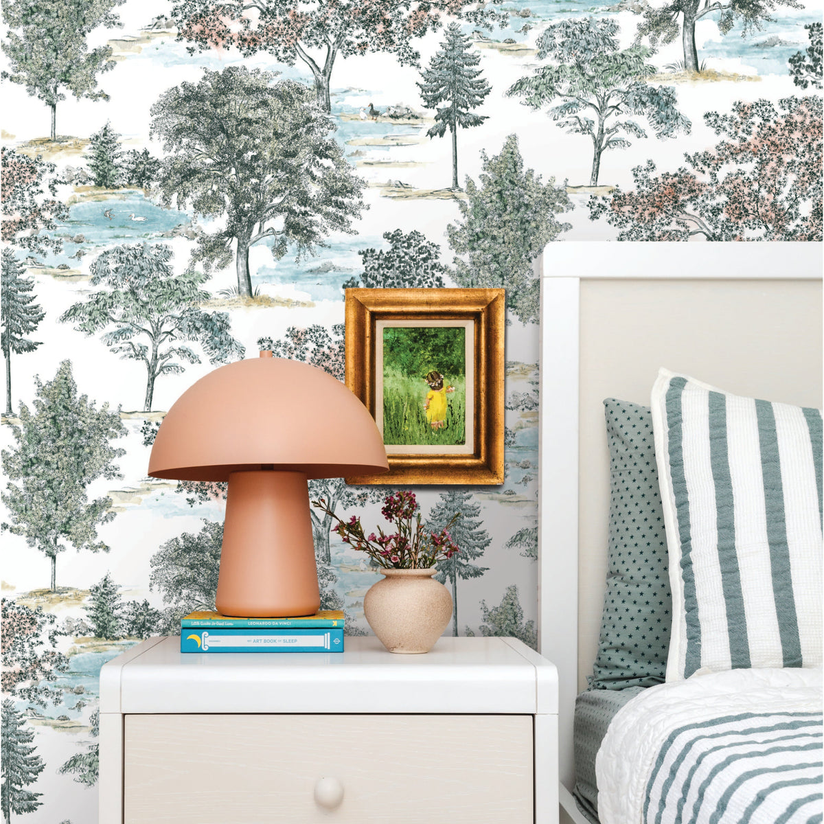 Heritage Toile in Multi B wallpaper.