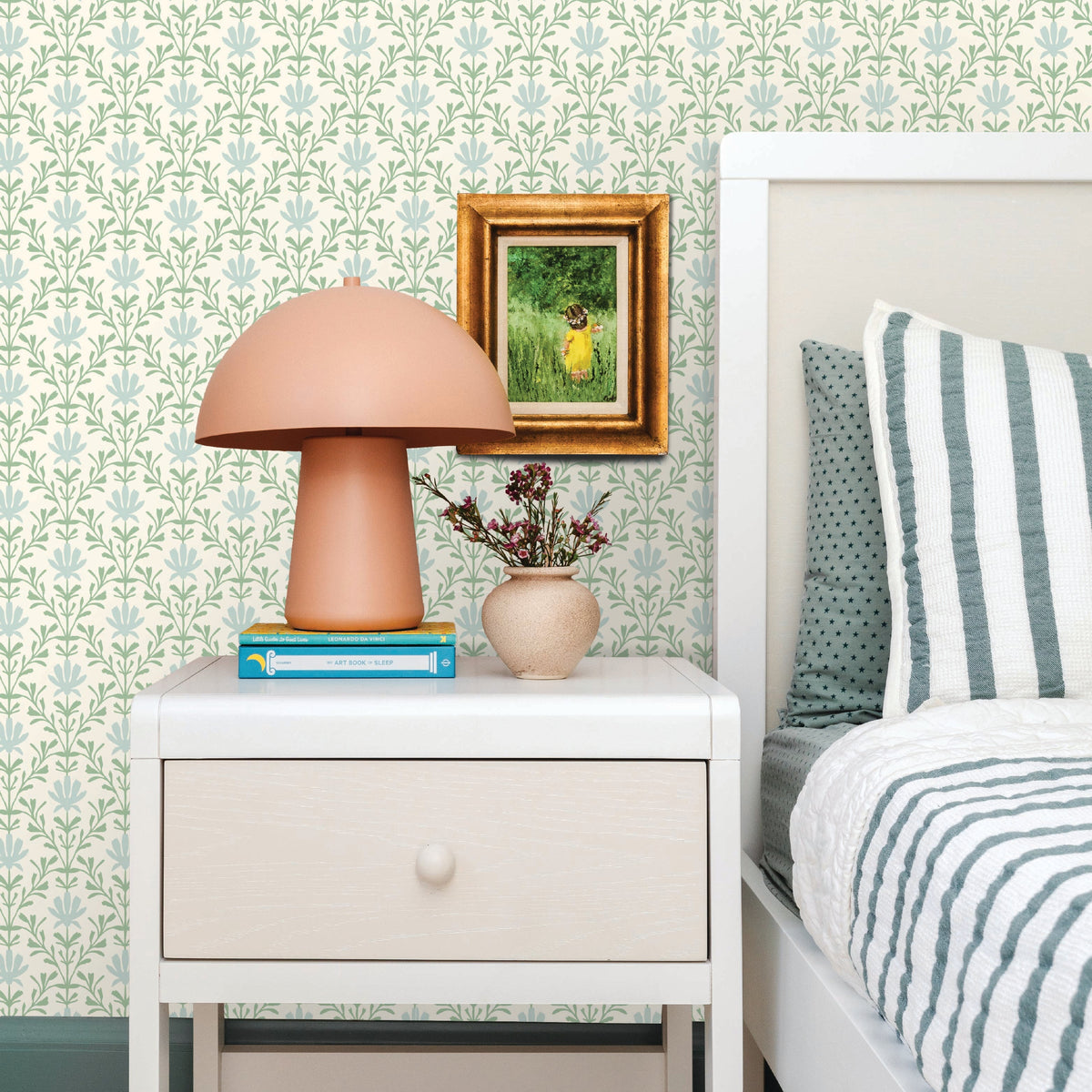 Image of Mist Floral in Antique White Wallpaper