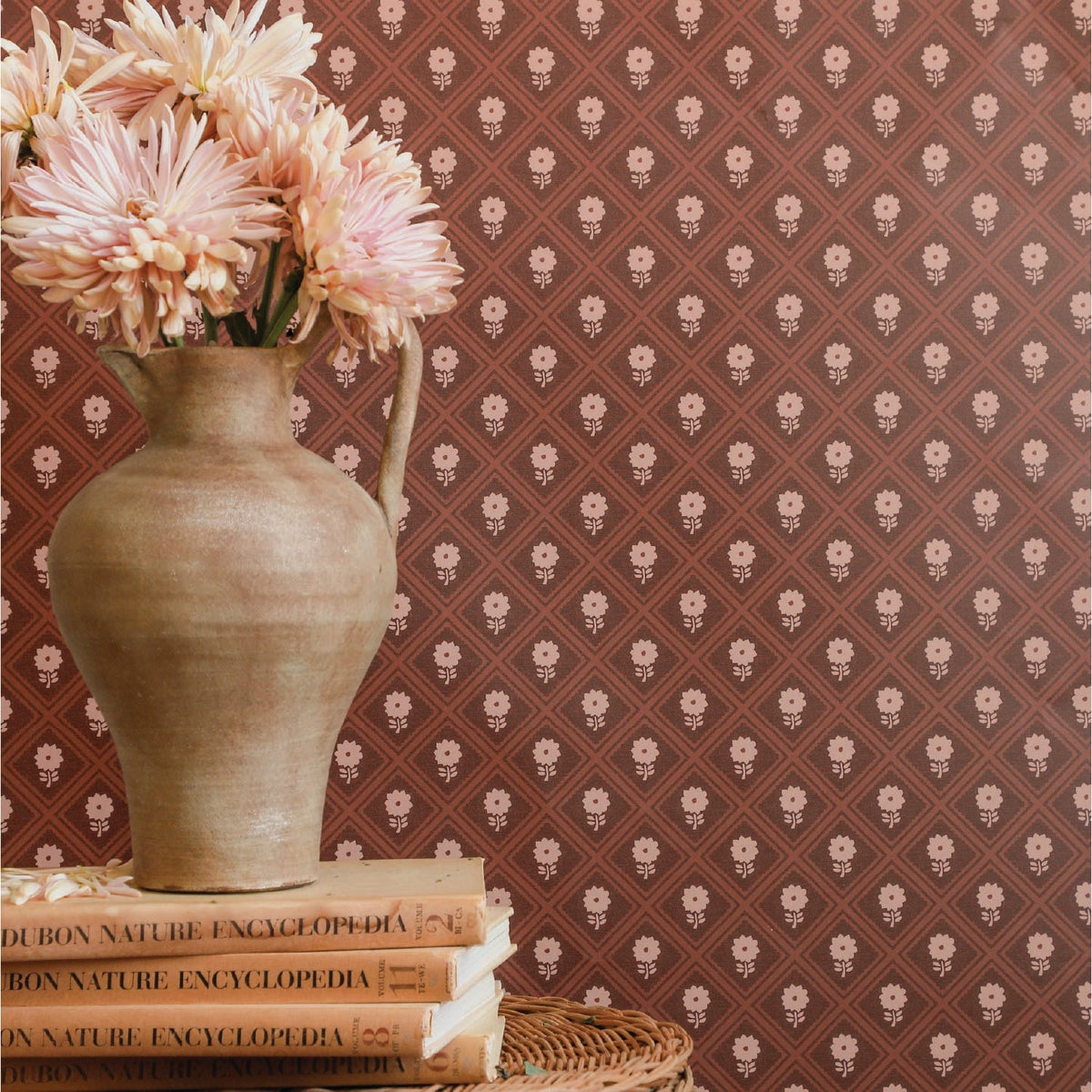 Image of Dahlia in Rust/Pink wallpaper