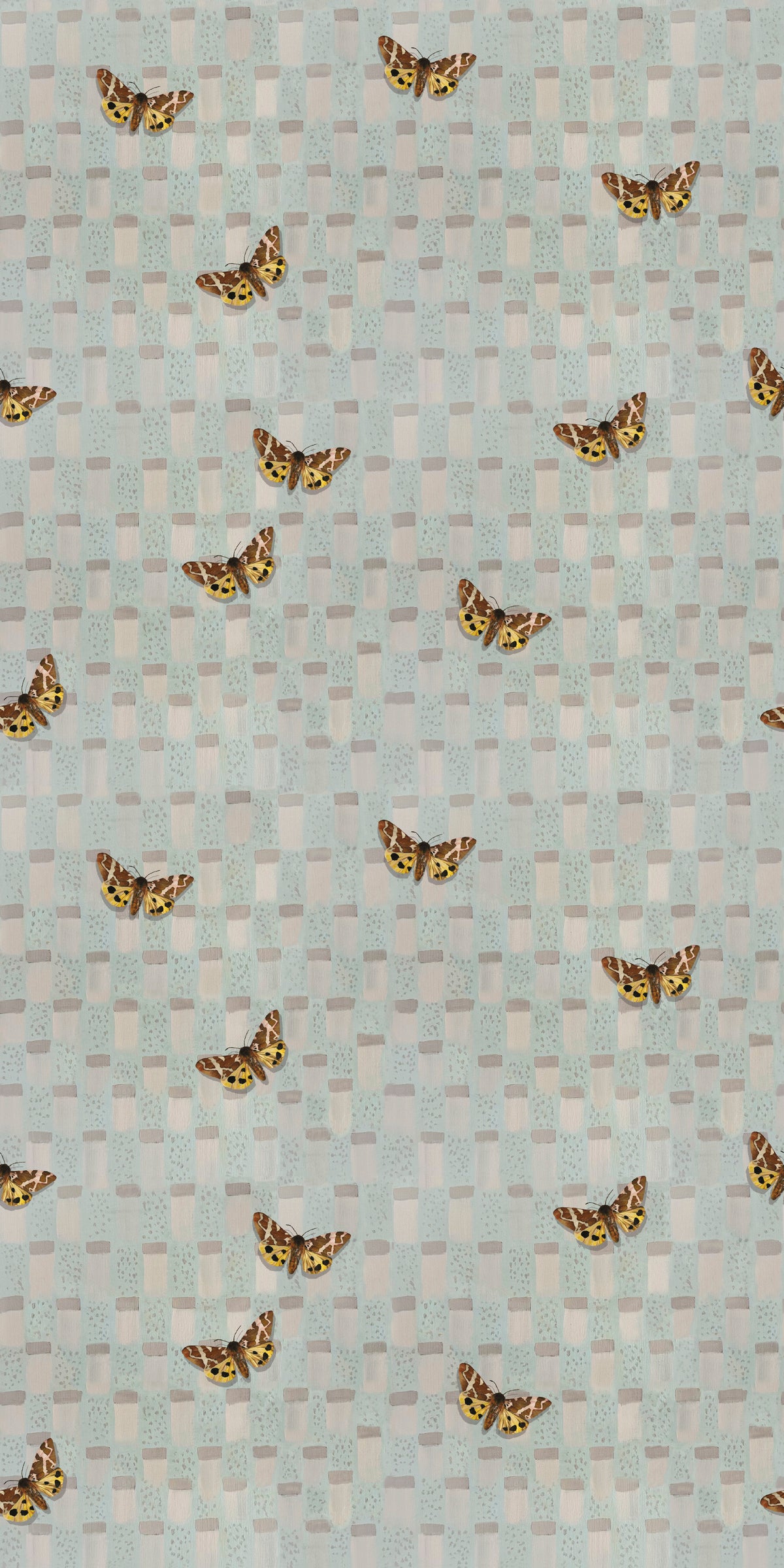 Image of Garden Tiger in Sky Wallpaper