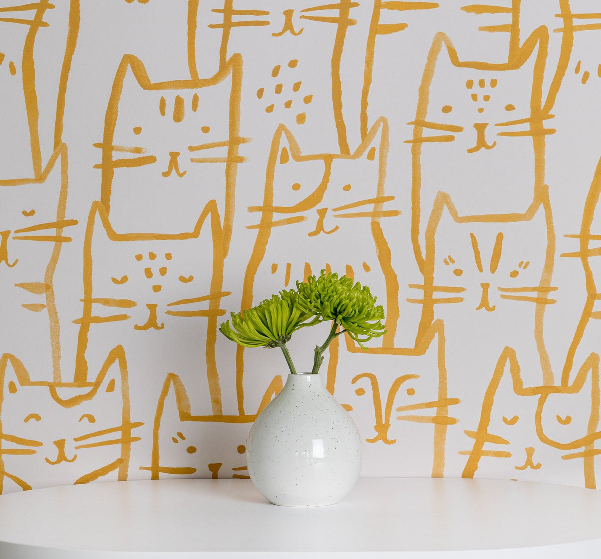 Image of Smitten Kitten in Marigold wallpaper