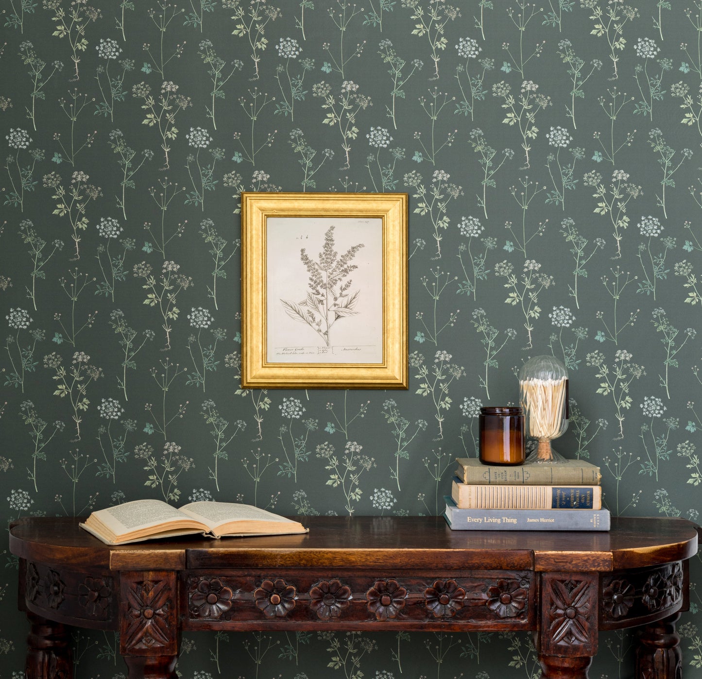 Lace in Evergreen wallpaper.