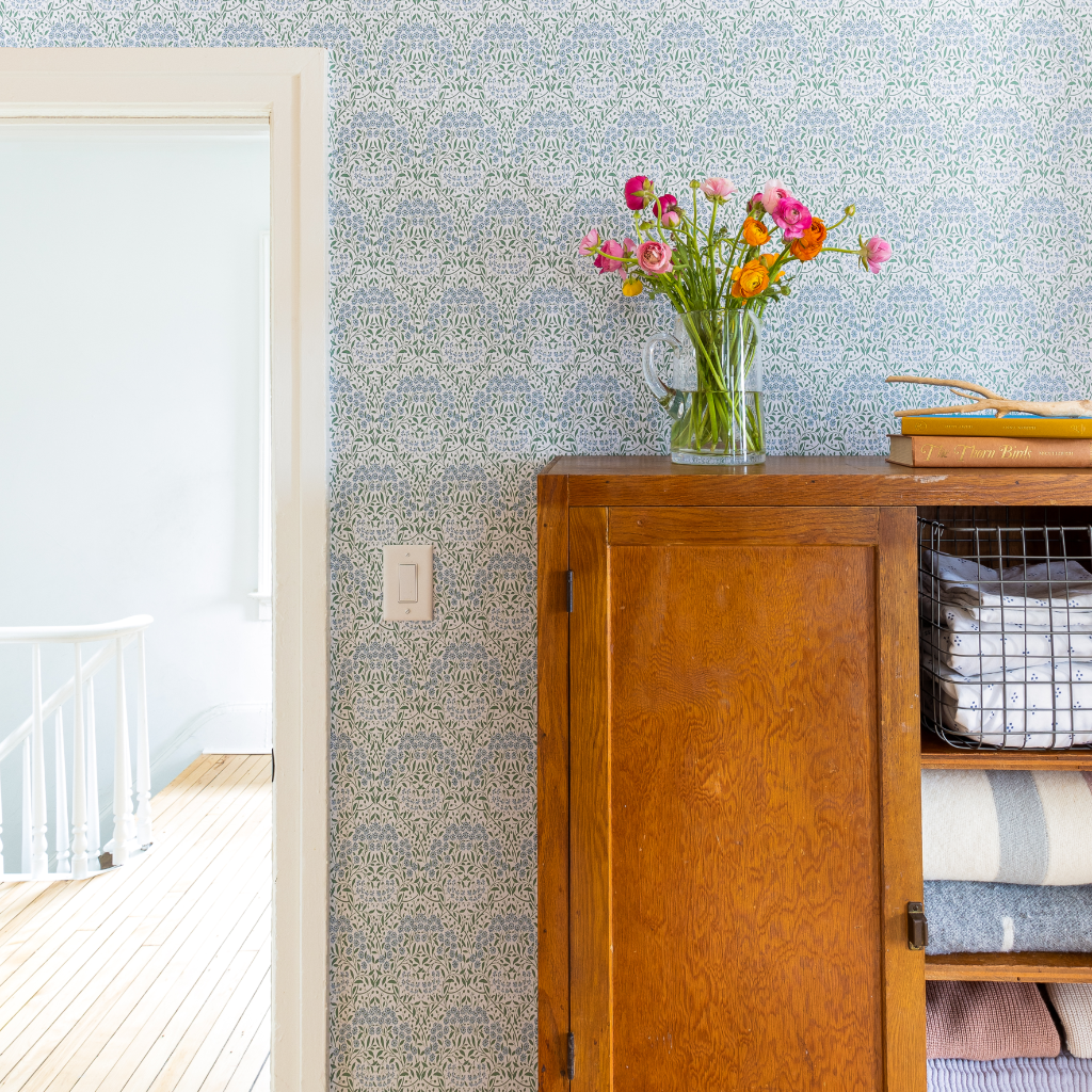 Image of Floral Trellis in Multi wallpaper