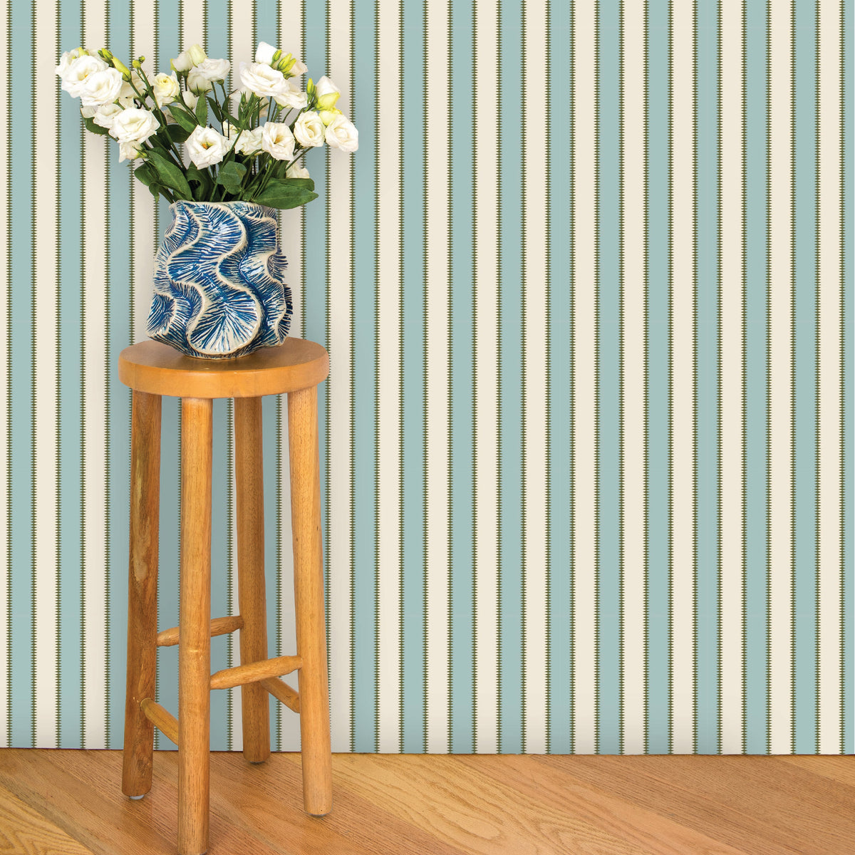 Light Blue/Green 